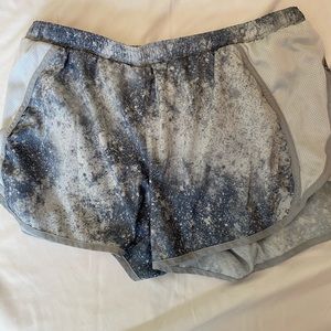 Grey Old Navy althetic shorts